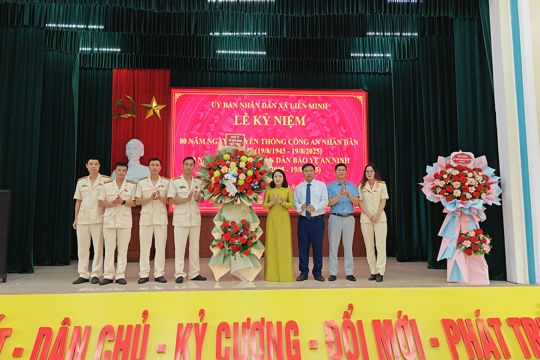 Lễ kỷ niệm 80 năm Ngày truyền thống lực lượng Công an nhân dân Việt Nam (19/8/1945 - 19/8/2025) và 20 năm Ngày hội toàn dân bảo vệ an ninh Tổ quốc (2005 - 2025) tại xã Liên Minh. 
