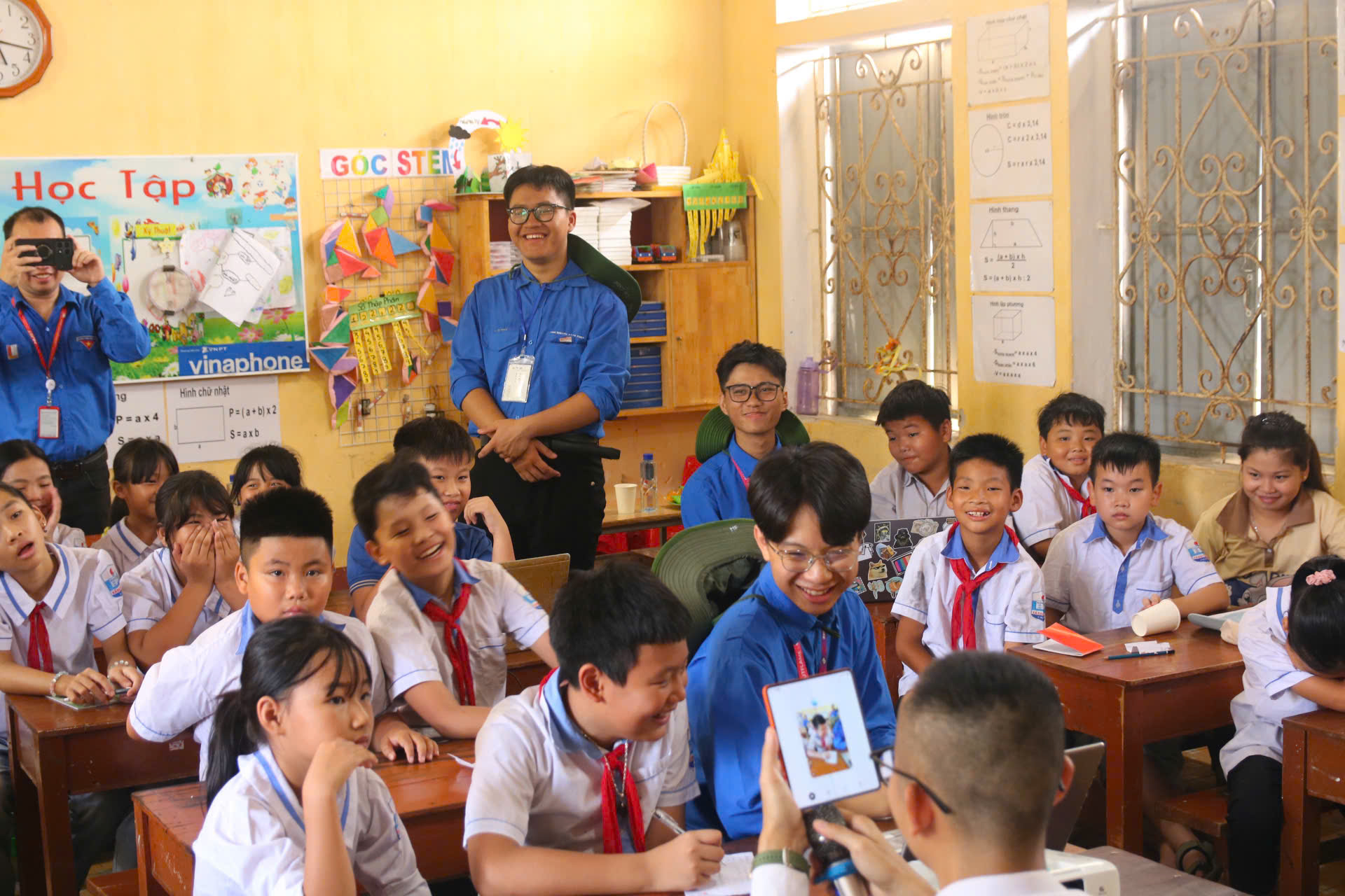“BÌNH DÂN HỌC VỤ SỐ” - Cách làm ở xã Liên Minh